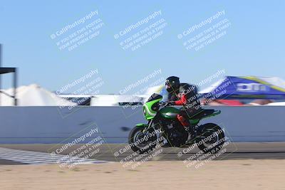 media/Nov-06-2023-Moto Forza (Mon) [[ce023d0744]]/4-Beginner Group/Session 4 (Finish Line Checker)/